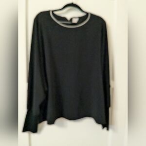 Chico's size 3 top EUC